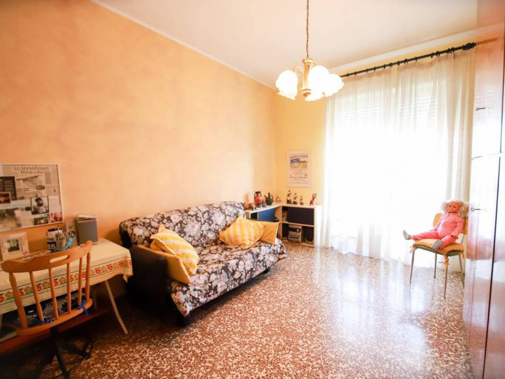 appartamento in vendita ad Esino Lario