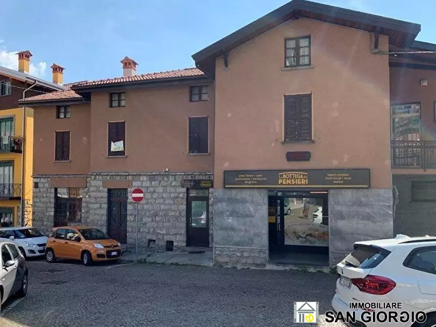 casa indipendente in vendita ad Esino Lario