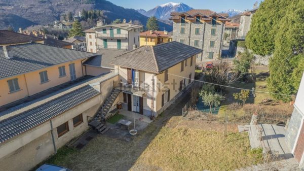 casa indipendente in vendita ad Esino Lario