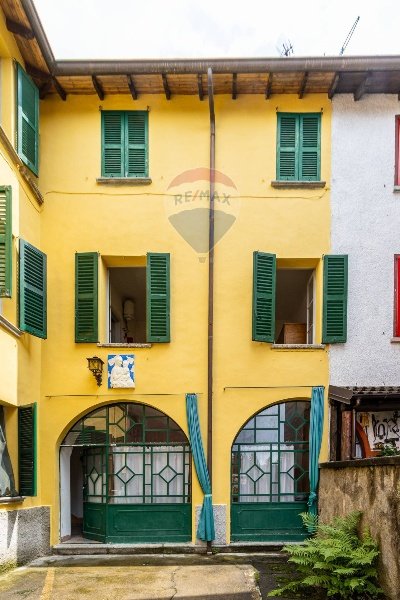 casa indipendente in vendita ad Esino Lario