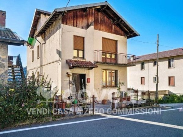 casa indipendente in vendita ad Esino Lario