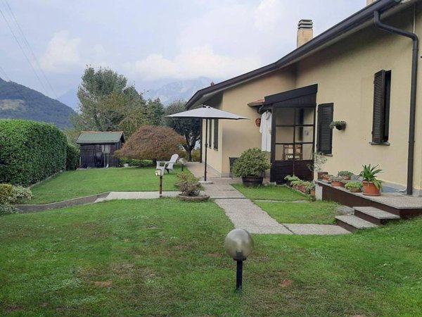 casa indipendente in vendita a Galbiate