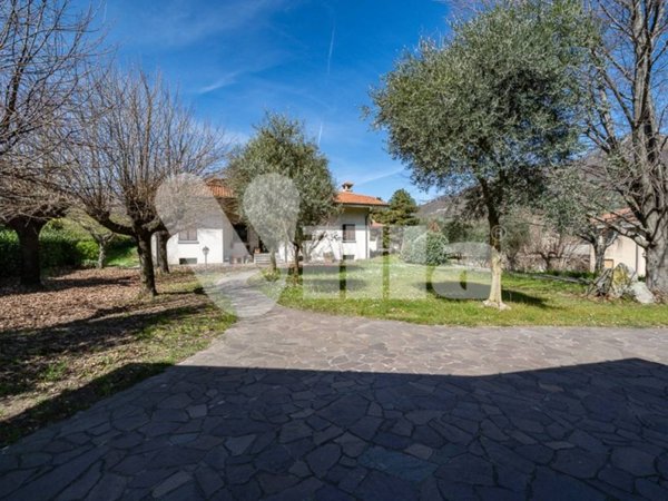casa indipendente in vendita a Galbiate