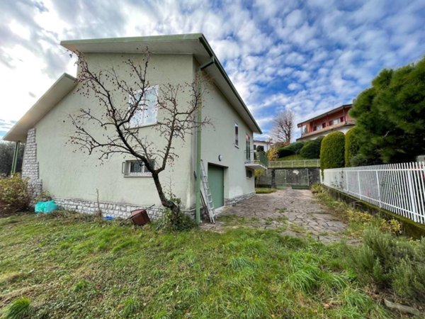 casa indipendente in vendita a Galbiate