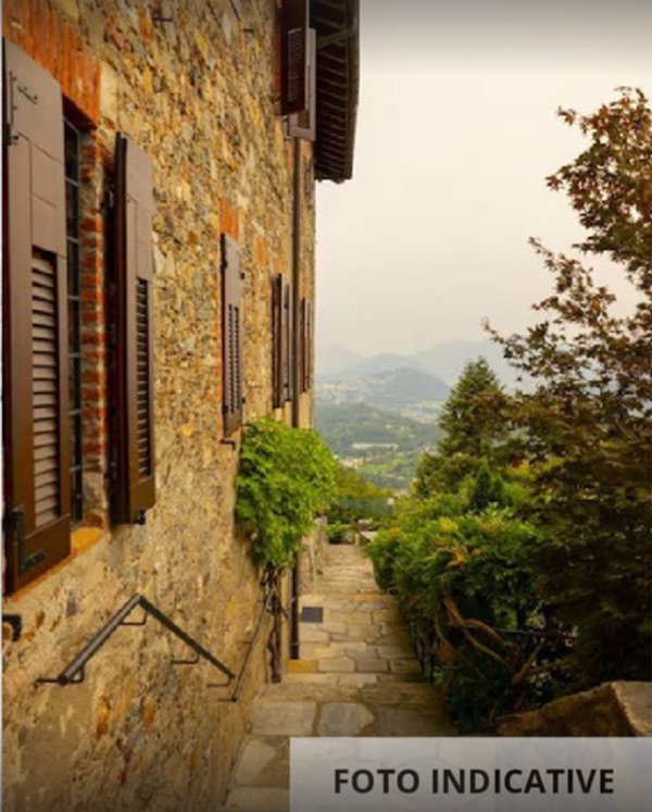 casa indipendente in vendita a Galbiate