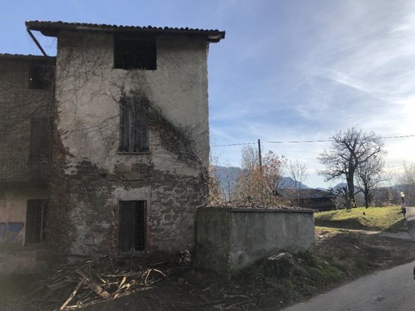 casa indipendente in vendita a Galbiate