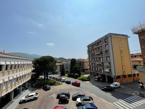 appartamento in vendita a Galbiate