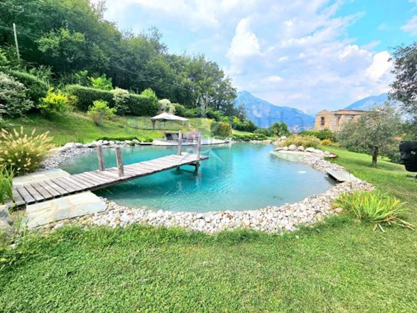 casa indipendente in vendita a Galbiate in zona S. Michele
