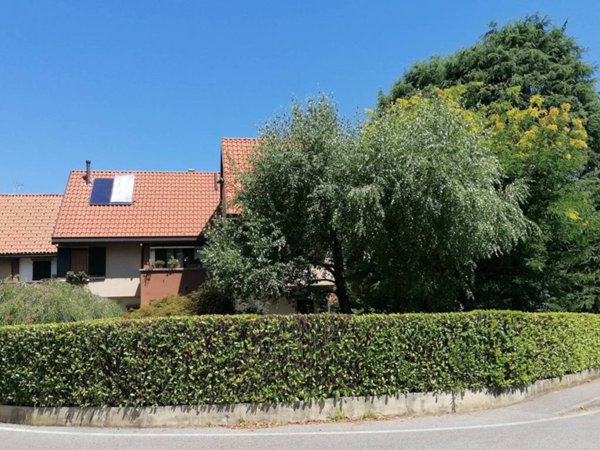 casa indipendente in vendita a Galbiate