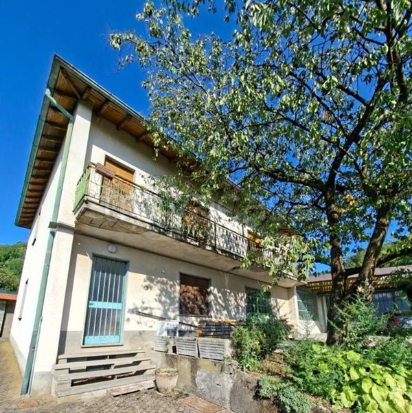 casa indipendente in vendita a Galbiate in zona Bartesate