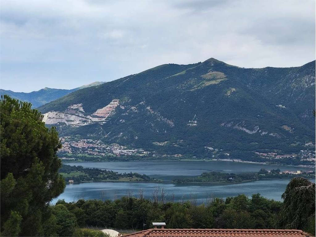 appartamento in vendita a Galbiate