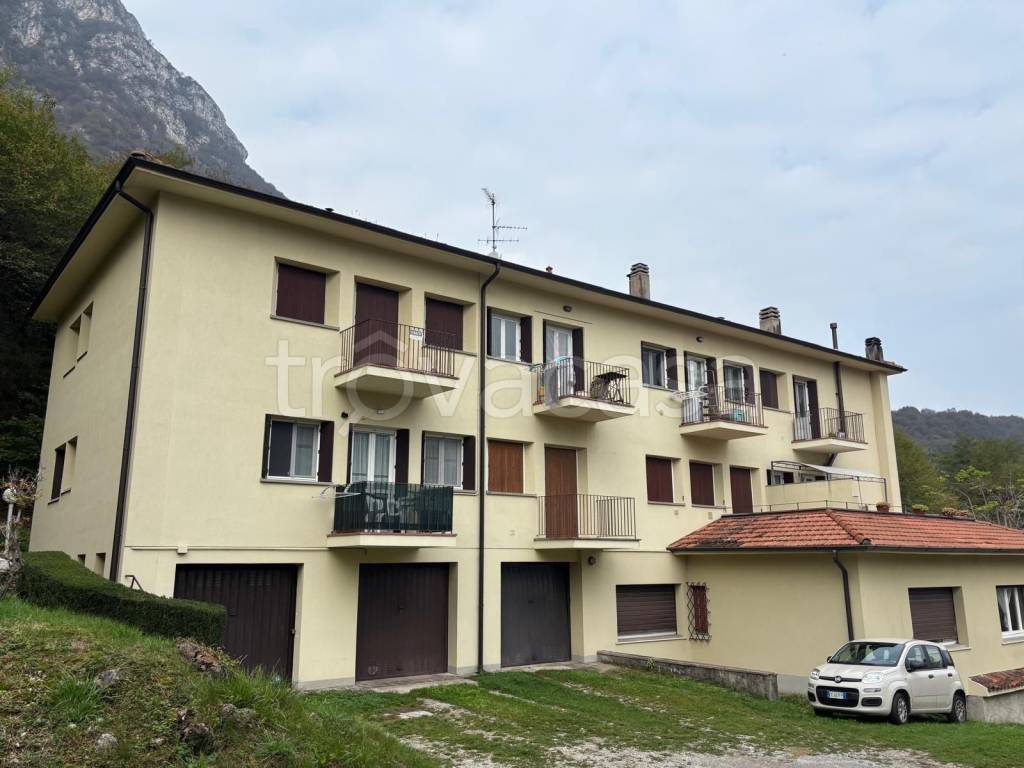 appartamento in vendita a Galbiate in zona S. Michele