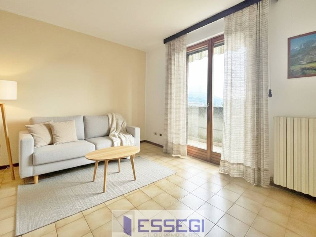 casa indipendente in vendita a Galbiate