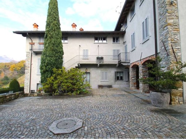 casa indipendente in vendita a Galbiate