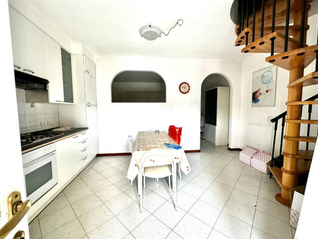 appartamento in vendita a Galbiate