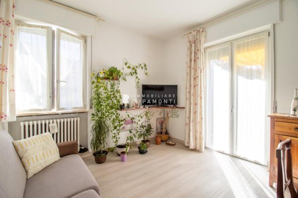 appartamento in vendita a Galbiate in zona Sala al Barro