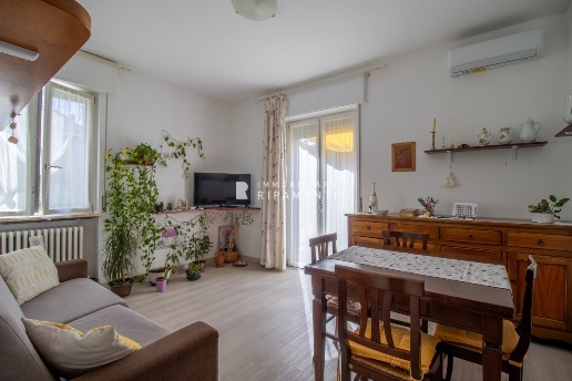 appartamento in vendita a Galbiate in zona Sala al Barro