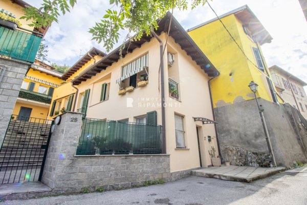 casa indipendente in vendita a Galbiate in zona Sala al Barro