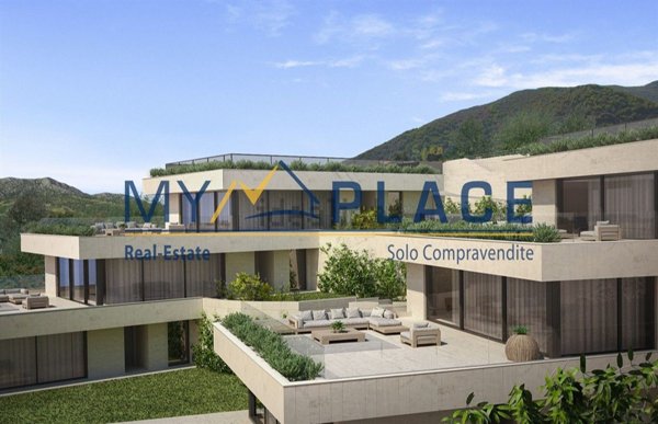 appartamento in vendita a Galbiate in zona Sala al Barro