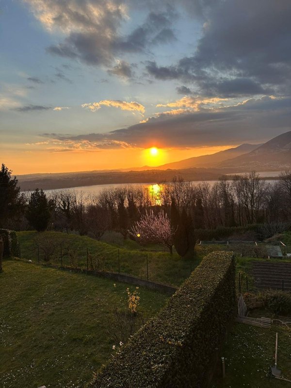 casa indipendente in vendita a Galbiate