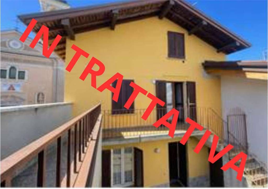 casa indipendente in vendita a Galbiate in zona Bartesate