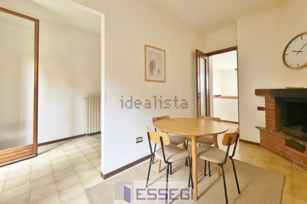 appartamento in vendita a Galbiate in zona Sala al Barro