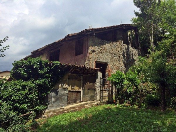 appartamento in vendita a Galbiate in zona Bartesate