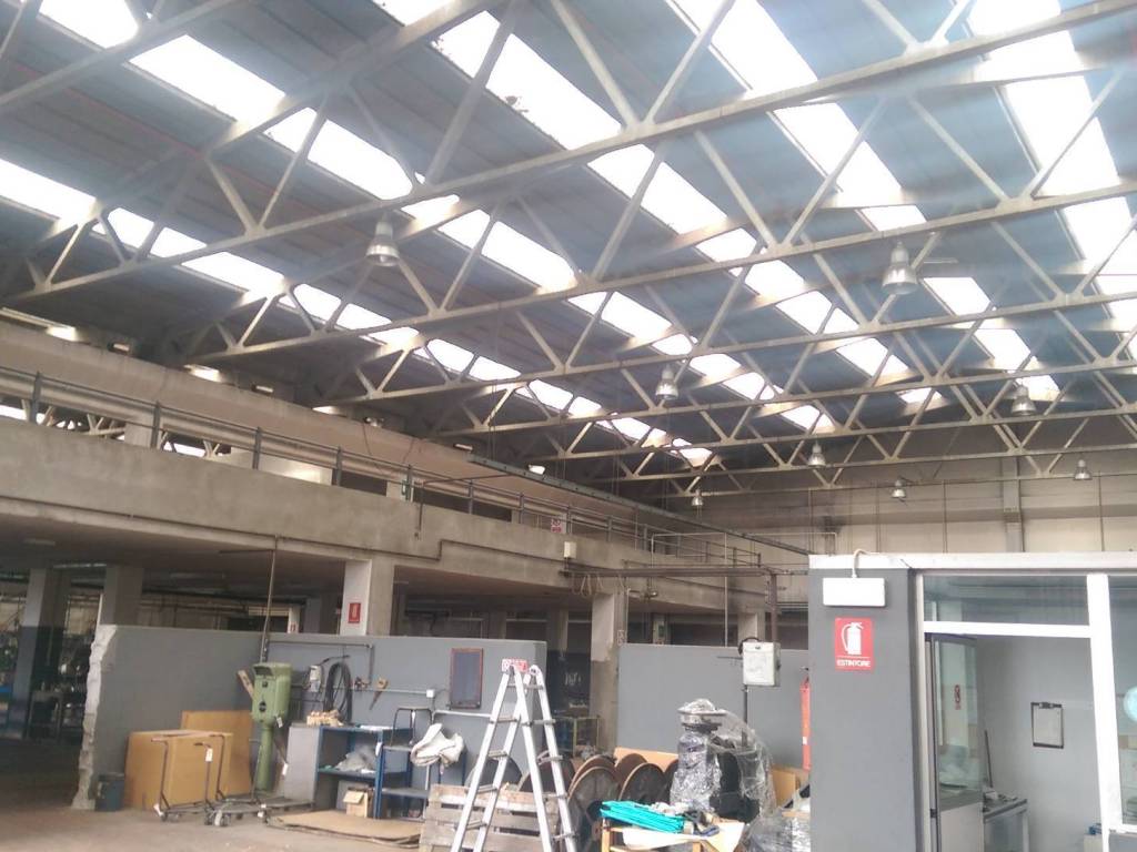 locale di sgombero in vendita a Galbiate