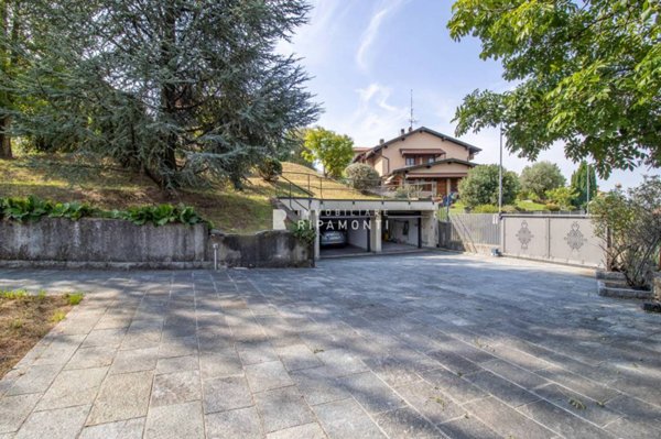 casa indipendente in vendita a Galbiate in zona Bartesate