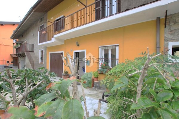 casa indipendente in vendita a Garbagnate Monastero