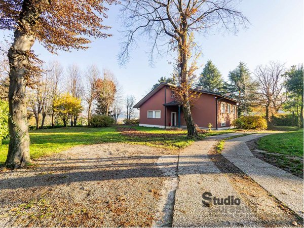 casa indipendente in vendita a Garbagnate Monastero