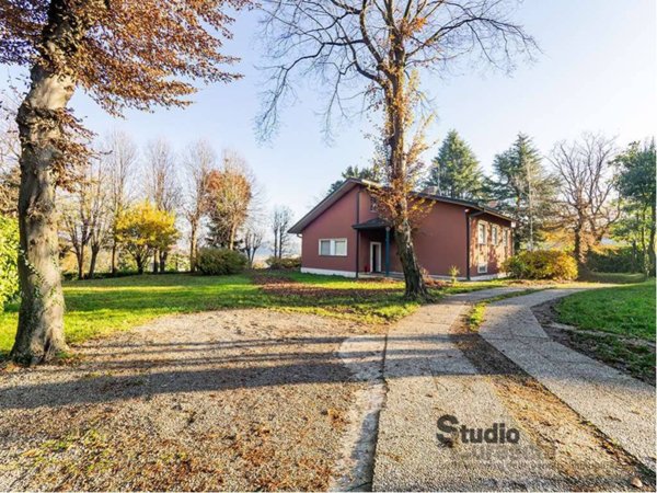 casa indipendente in vendita a Garbagnate Monastero