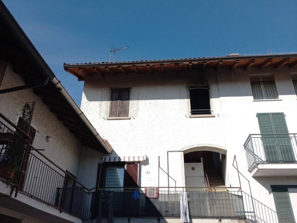 appartamento in vendita a Garbagnate Monastero