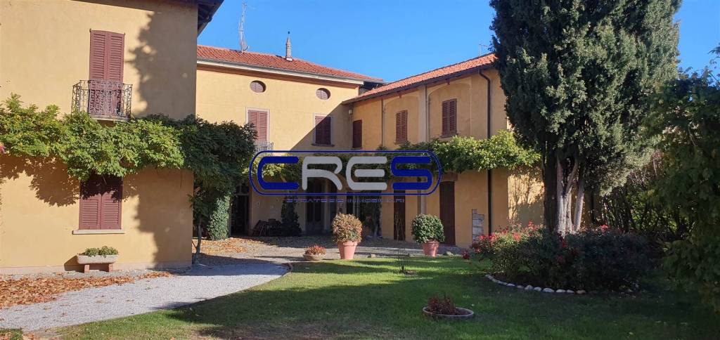 casa indipendente in vendita a Garbagnate Monastero