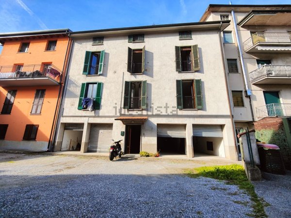 appartamento in vendita a Garbagnate Monastero