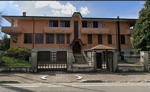 appartamento in vendita a Garbagnate Monastero