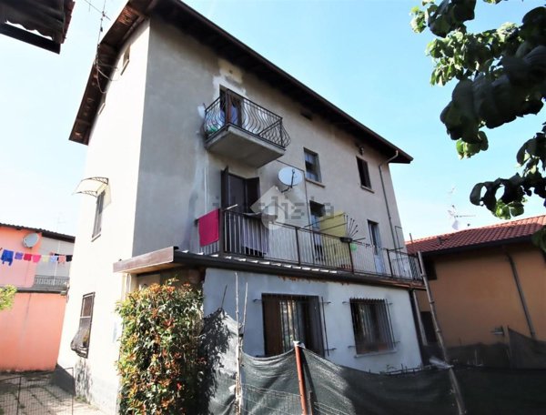 casa indipendente in vendita a Garbagnate Monastero