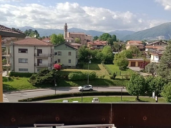 appartamento in vendita a Garbagnate Monastero