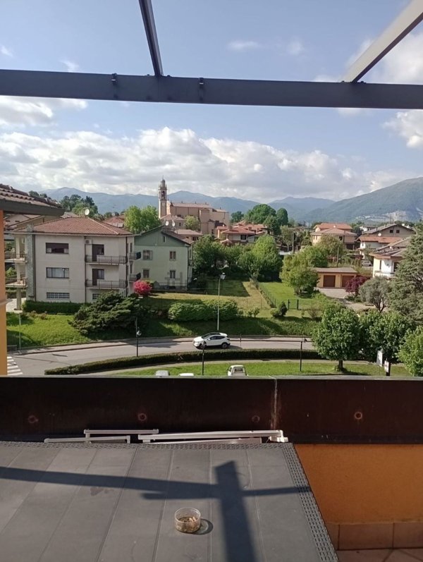 appartamento in vendita a Garbagnate Monastero