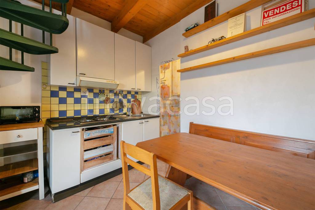 appartamento in vendita a Garbagnate Monastero