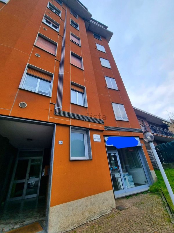 negozio in vendita a Garlate in zona Ponte