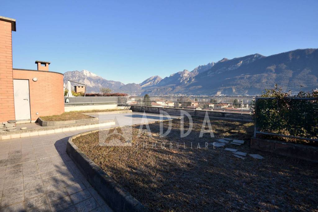 appartamento in vendita a Garlate