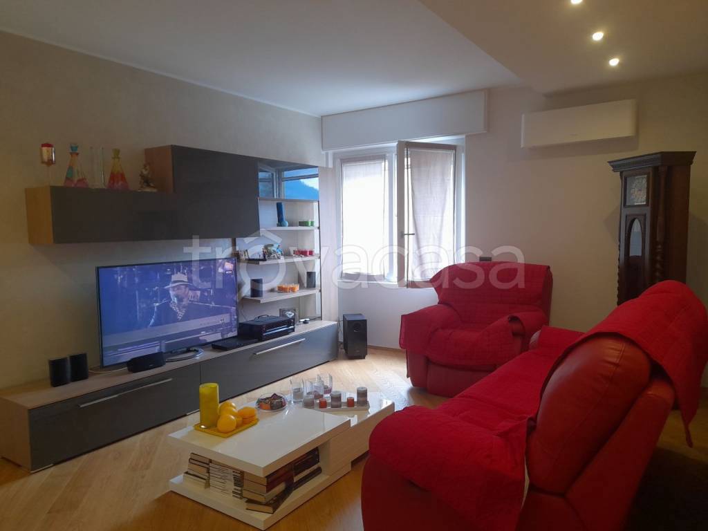appartamento in vendita a Garlate