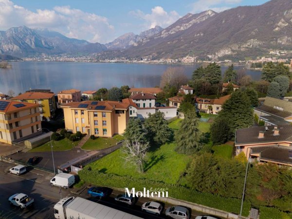 negozio in vendita a Garlate