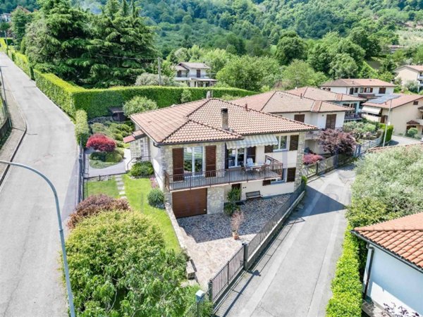 casa indipendente in vendita a Garlate