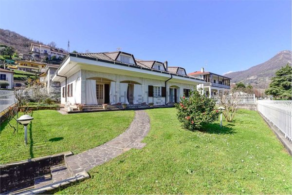 casa indipendente in vendita a Garlate