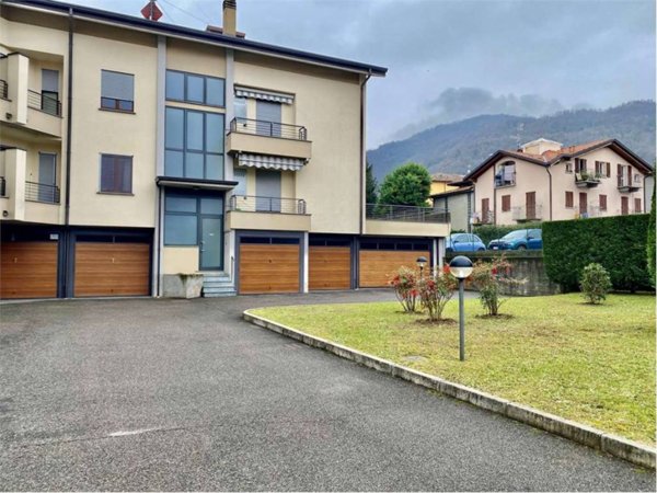 appartamento in vendita a Garlate