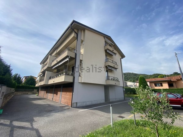 appartamento in vendita a Garlate