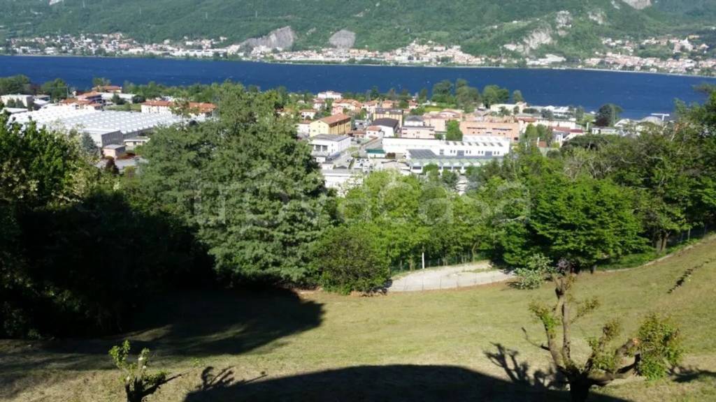 casa indipendente in vendita a Garlate