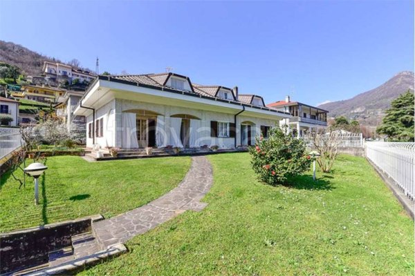 casa indipendente in vendita a Garlate